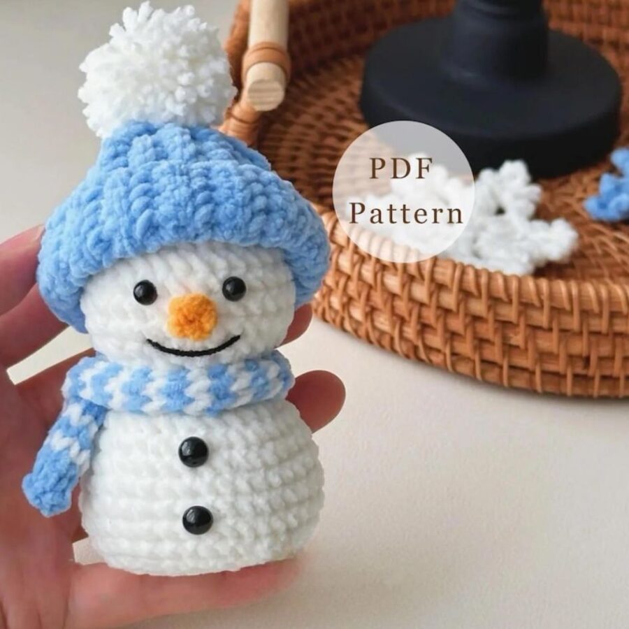 snowman & snowflakes crochet pattern